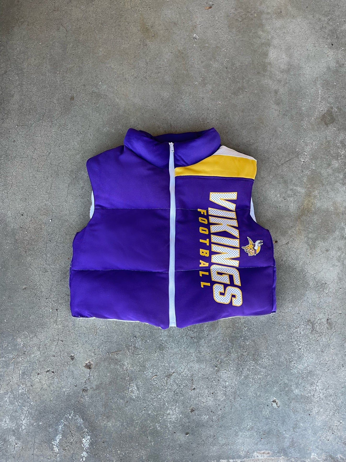 Vikings semi-cropped puffer vest