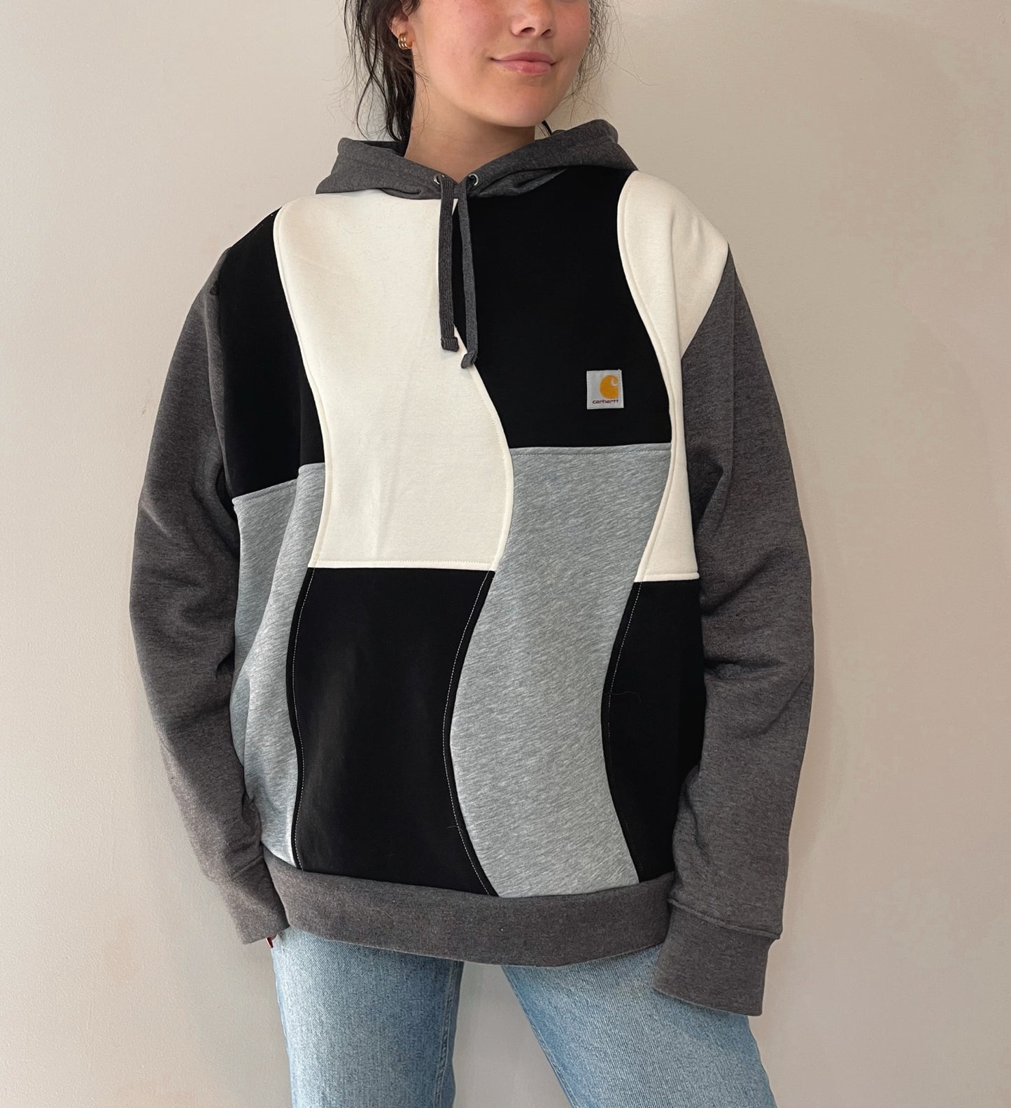grey scale wavy color blocked hoodie